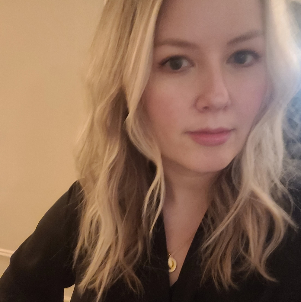 Meet your Posher, Ashley